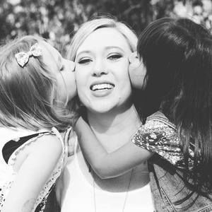 Meet your Posher, Elisa